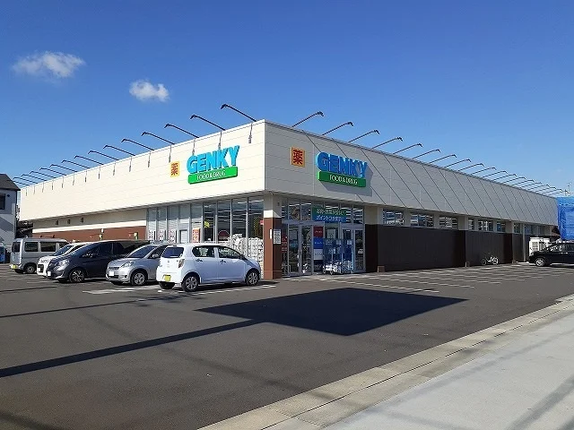 ゲンキー岩滑店まで468m