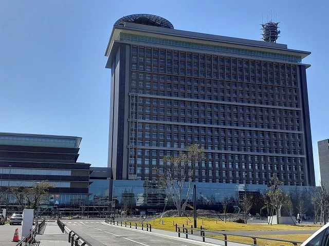 岐阜県庁まで1300m