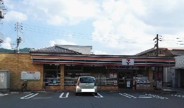 セブンイレブンまで800m