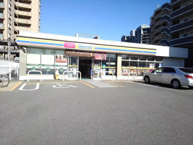ミニストップ博多吉塚三丁目店まで150m