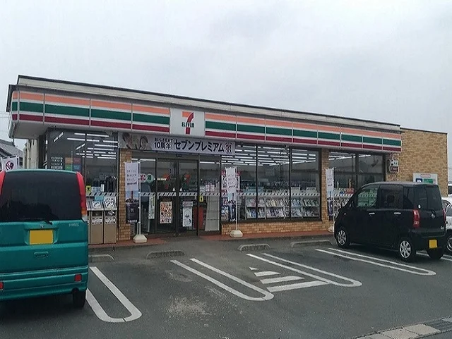 セブンイレブン浜松伊佐地店まで1200m