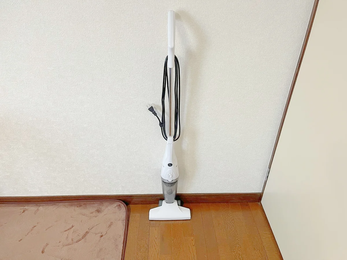 スティッククリーナーをご用意しています☆いつでも綺麗なお部屋でお過ごしいただけます✨