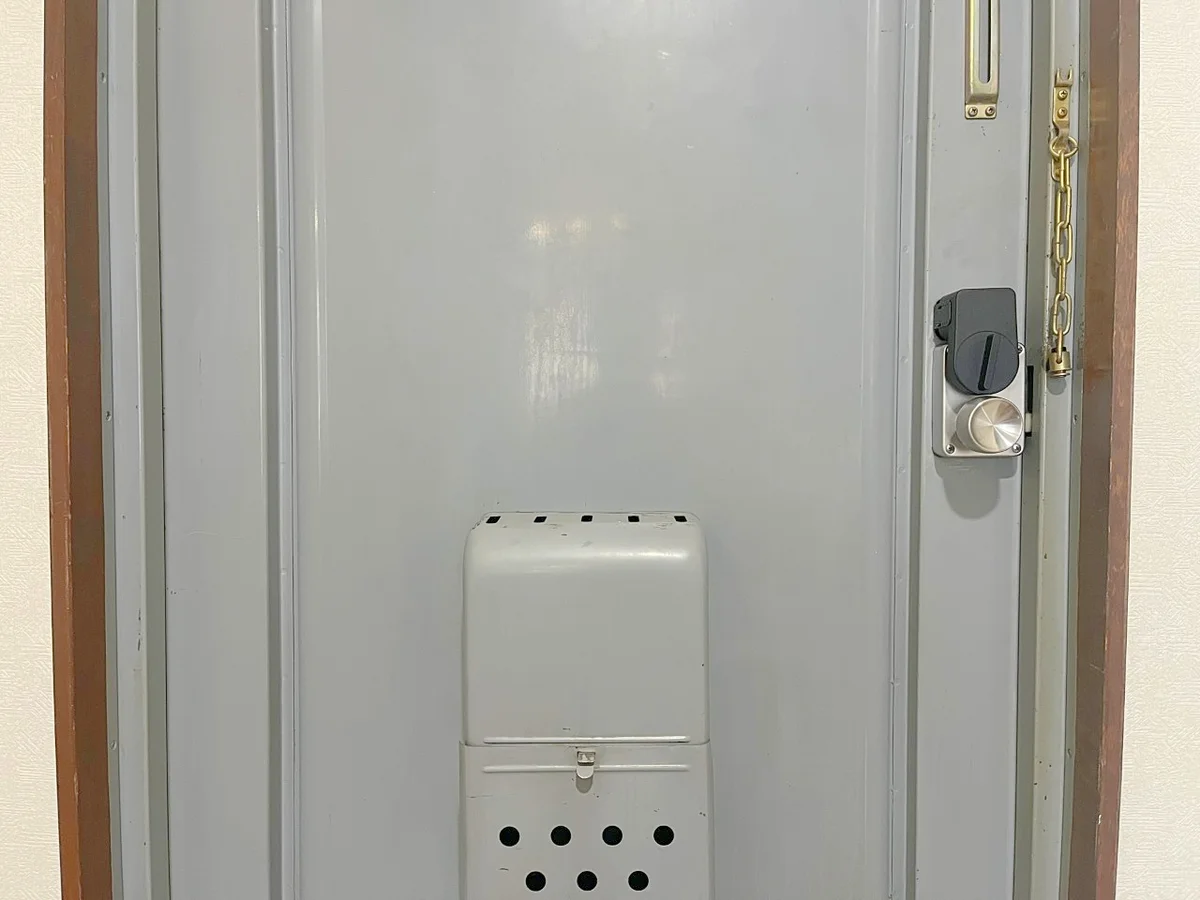 鍵は便利なスマートロックを採用しています🔓お持ちのスマートフォンから解錠出来ます！