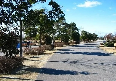 刈谷市総合運動公園まで850m