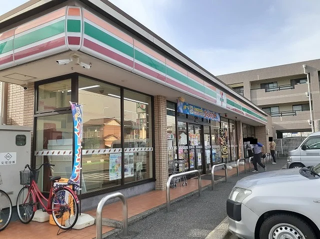 セブンイレブン清須花咲店まで110m