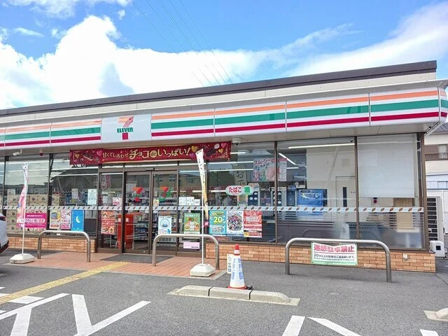 セブンイレブン姫路白浜町北店まで850m