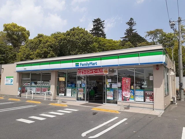 ファミリーマート早島南店まで400m