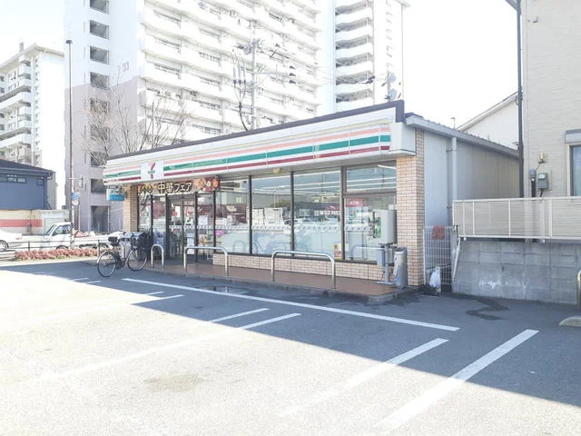 セブンイレブン 福岡箱崎１丁店まで290m