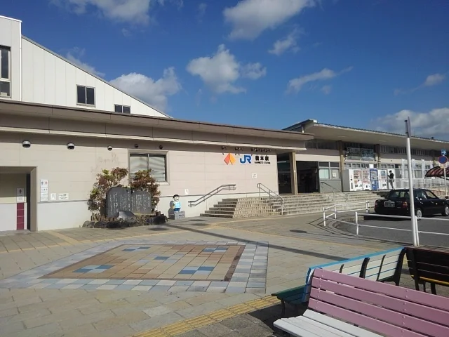 橋本駅様まで1300m