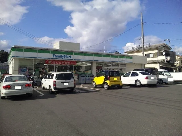 ファミリーマート木之庄店まで450m