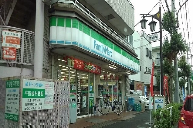 ファミリーマートまで170m