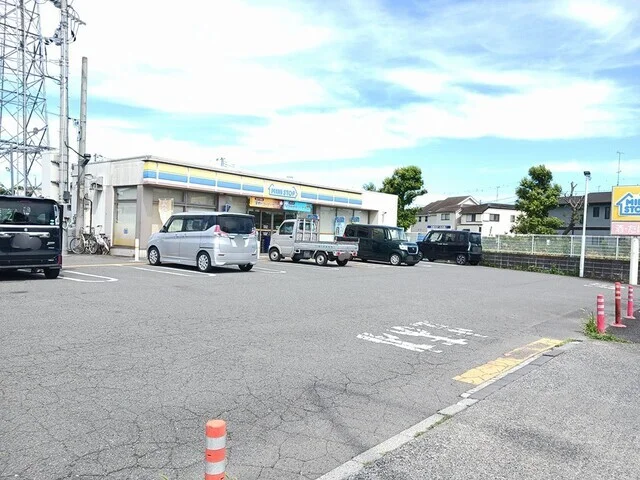 ミニストップまで275m
