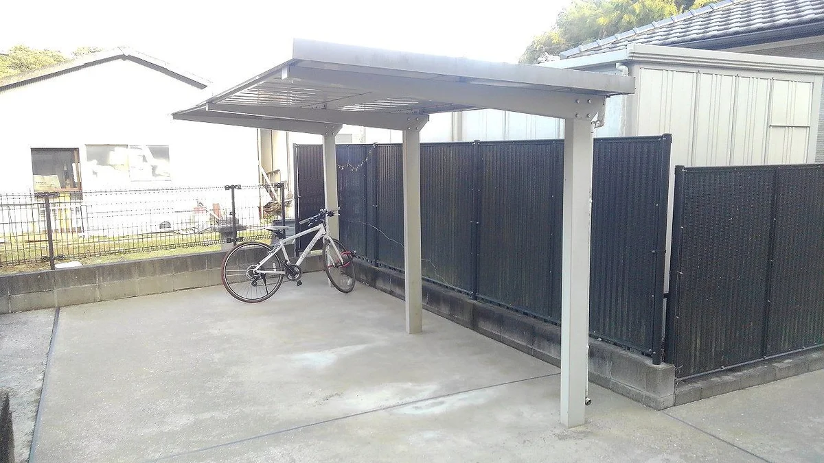 屋根付き駐輪場