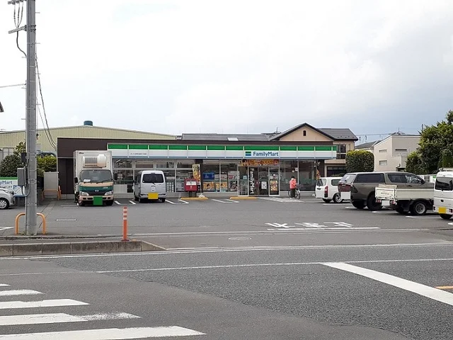 ファミマ　さいたま町谷4丁目店まで270m