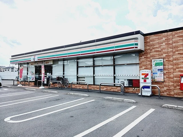 セブンイレブン深谷原郷店まで595m