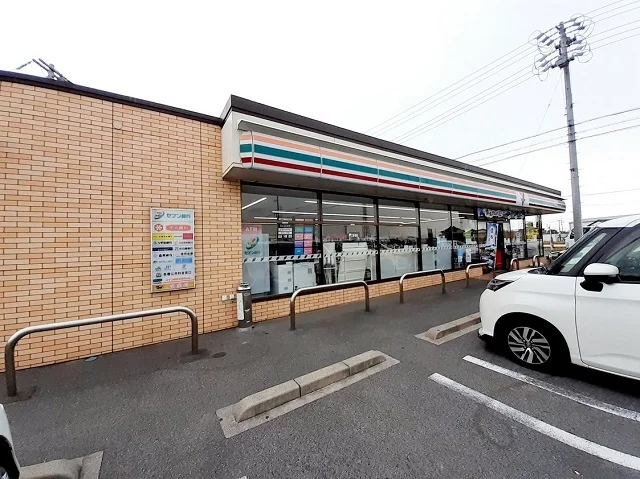 セブンイレブン大垣赤坂町店まで714m