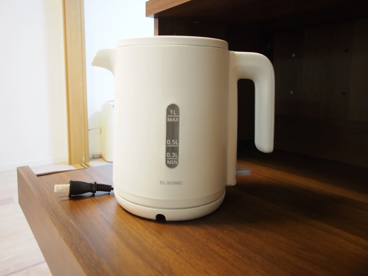 ケトル１L！！朝の騒がしい時間帯もスイッチボタン1つで目覚めの一杯を演出！！