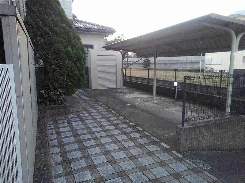 駐輪場完備