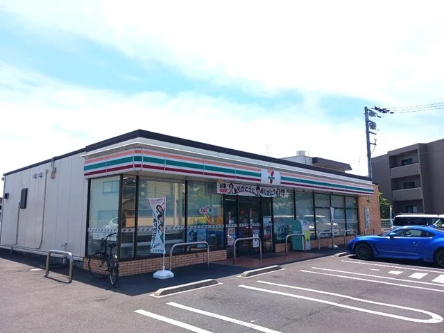 ７－１１高松木太町本村店さんまで500m