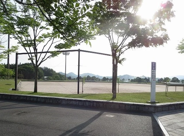 大和総合運動公園まで900m