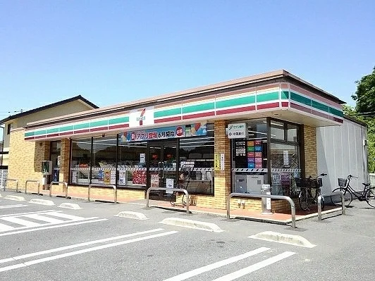 セブンイレブン津山大崎店様まで2300m