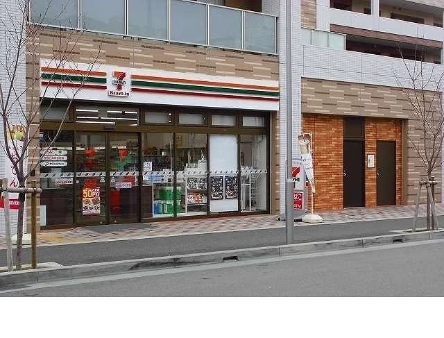 セブンイレブン灘北通６丁目店様まで120m