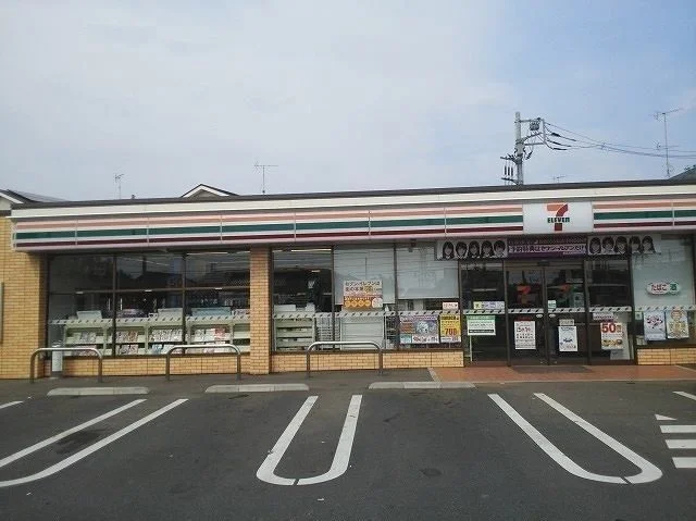 セブンイレブンまで450m