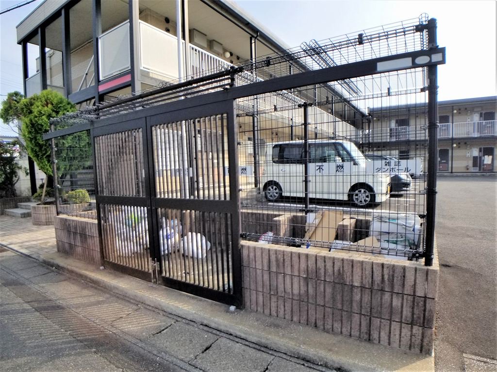 ゴミ捨て場