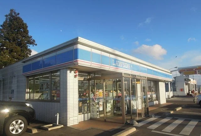 ローソン八戸浜市川店まで1500m