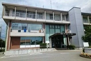 南アルプス市役所まで650m