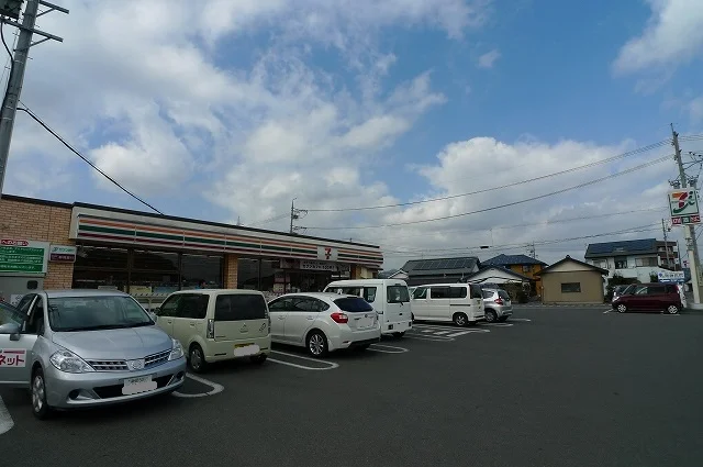 セブンイレブン　藤枝末広店まで900m