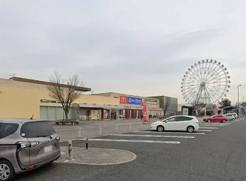 ハイウェイオアシスまで5100m