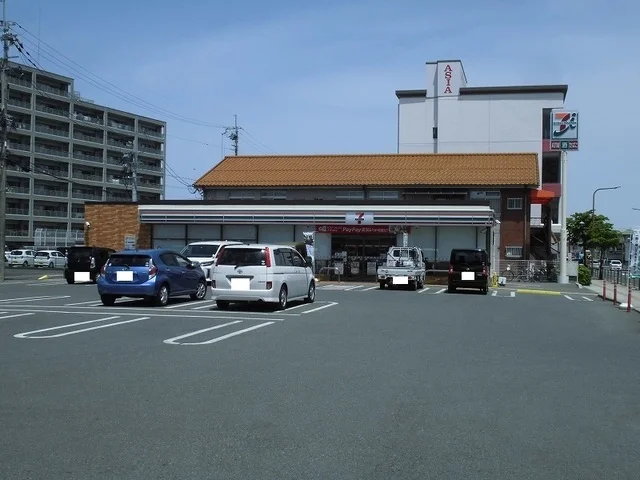 セブンイレブン八日市上之町店様まで420m