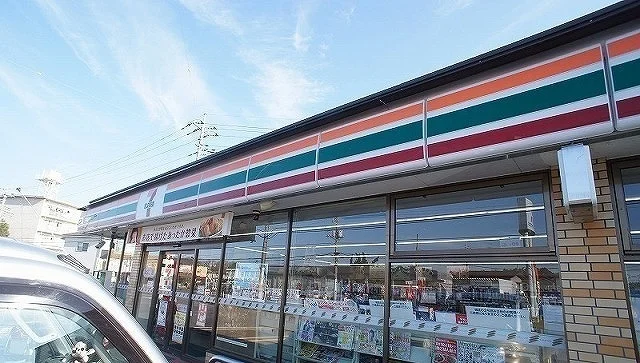 セブンイレブン 狭山笹井１丁目まで230m