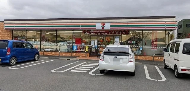 セブン-イレブン 木更津江川店まで750m