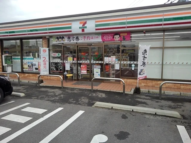セブンイレブン鳥栖田代大官町店まで1070m