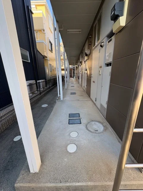 １階共用廊下