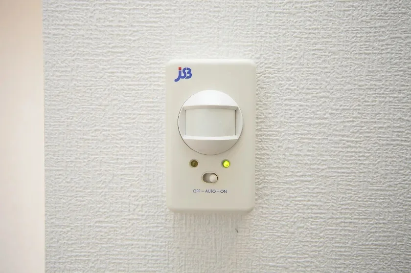 センサー感知ライト