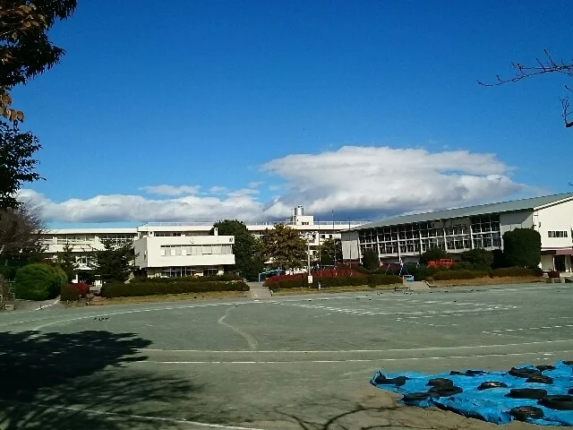 榛東村立北小学校まで2100m