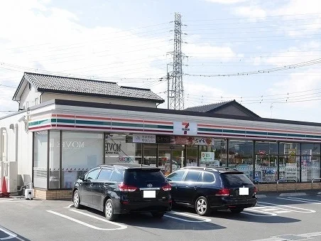 セブンイレブン南大類町店まで450m