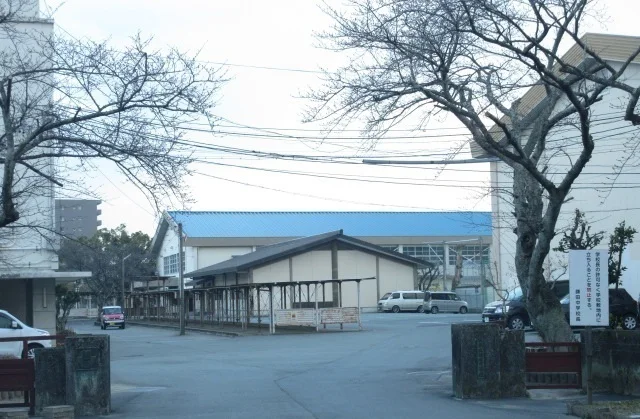 松阪市立鎌田中学校まで750m