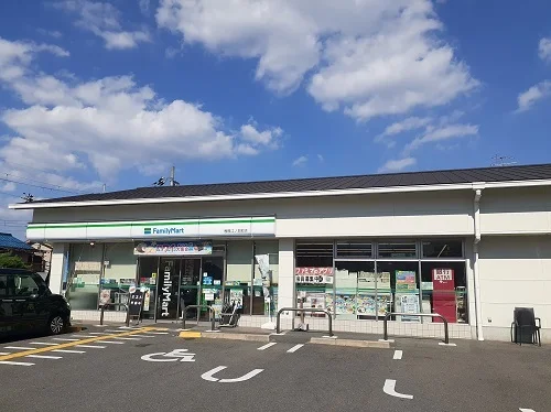 ファミリーマート樫原江ノ本町店まで850m