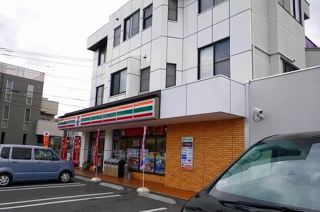 セブンイレブン裾野稲荷店まで450m