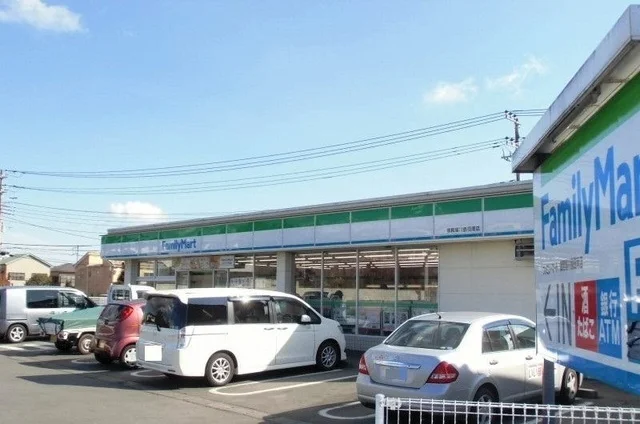 ファミリーマート御殿場神場店まで1500m