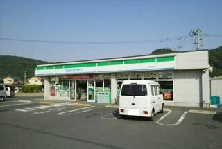 ファミリーマート高松鶴市町店まで780m