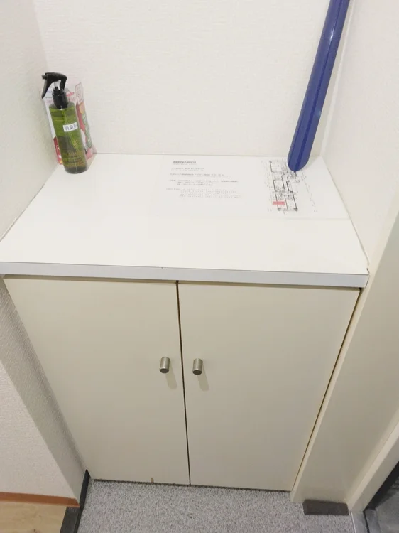 下駄箱・靴ベラあります。