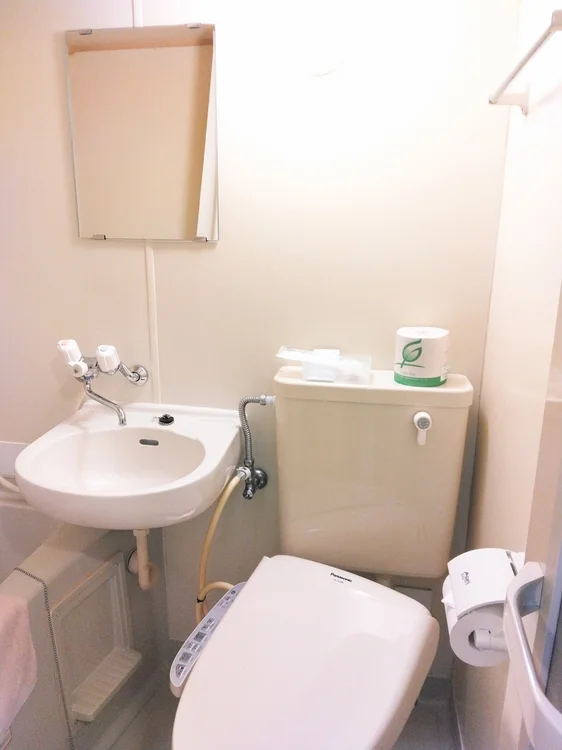 ユニットバス・定期クリーニング時にテッシュペーパー・トイレットペーパー・備品補充あり！