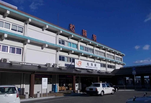 松阪駅まで2400m