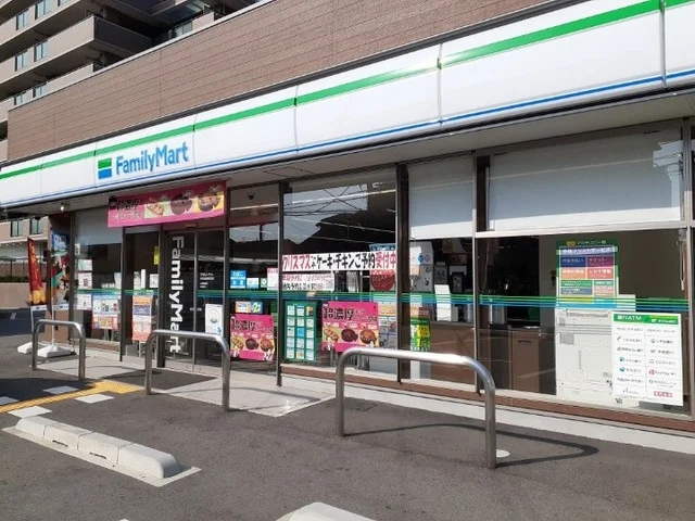 ファミリーマート 渋谷街道音羽まで850m