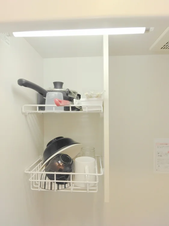 自炊派応援！食器・調理用具など充実しています。